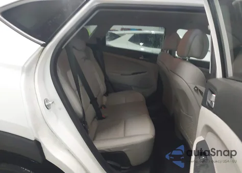 2017 Hyundai Tucson Se z USA, uszkodzony, nr VIN KM8J3CA48HU556443